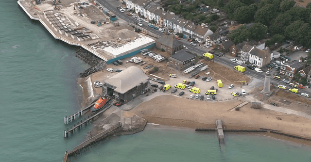 Father who drowned off Sussex coast along with two family members was Palestinian refugee