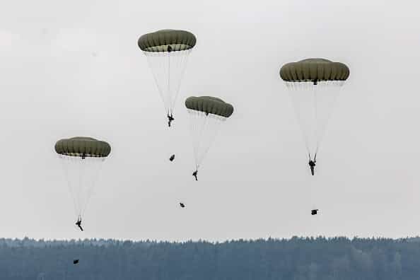 Paragliders for British troops: the £6m plan to fly up to 200 miles behind enemy lines