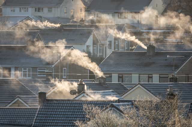 Experts settle age-old debate: Is it cheaper to leave the heater on low all day?