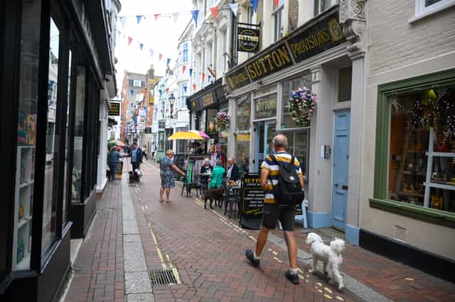 English mayors are considering to introduce a tourism tax, following other major destinations