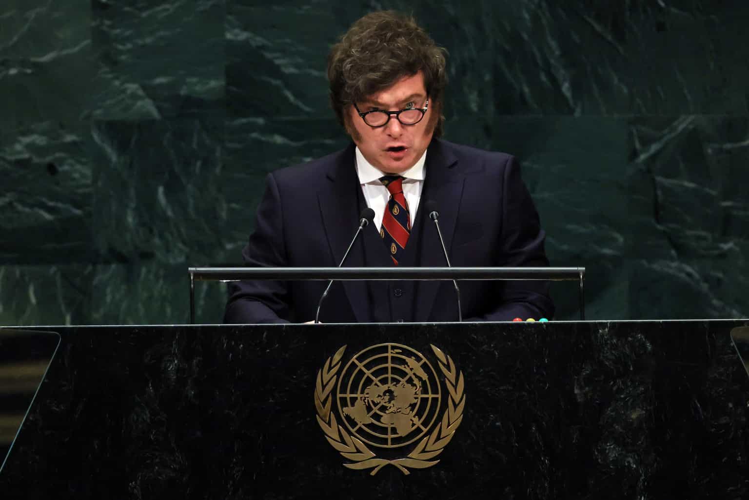 Argentina issues two-week ultimatum to UK over Falkland Islands