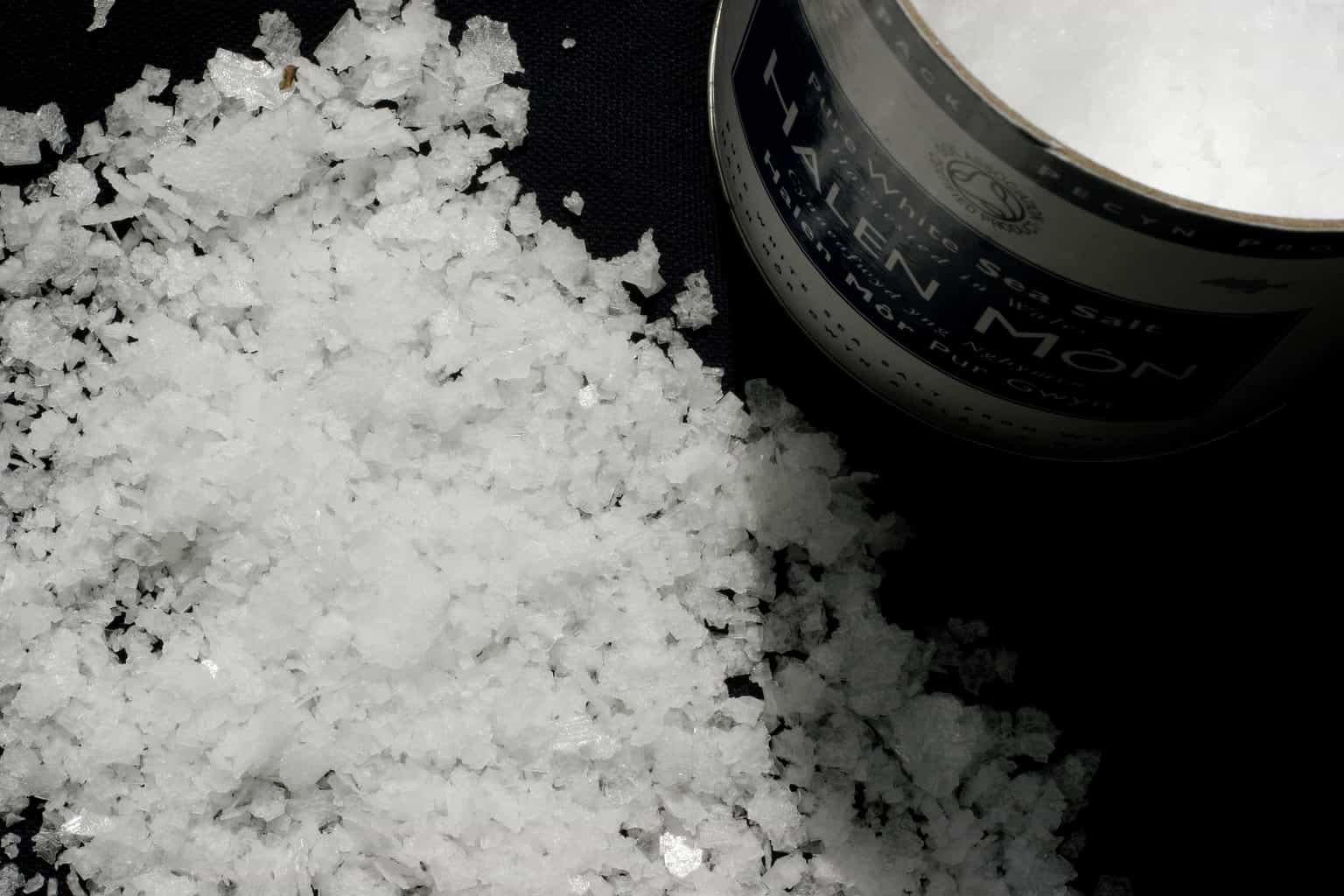 UK households urged to place bowls of salt by windowsills as we enter Autumn