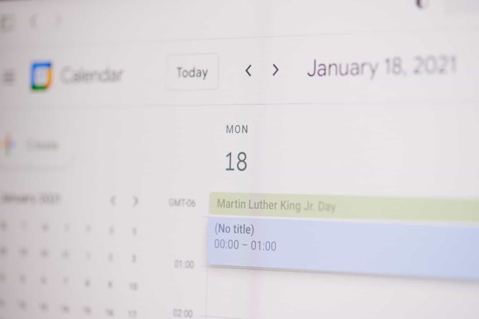 Urgent warning over convincing new scam appearing in people’s phone calendars