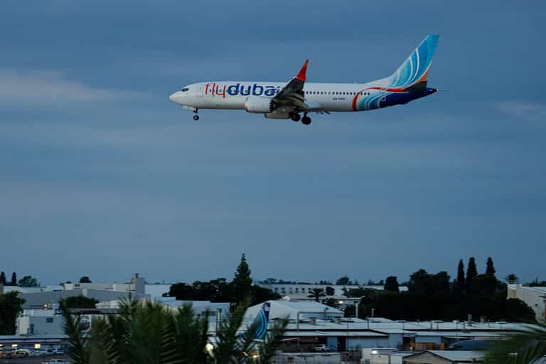 Flydubai axe attack: UAE says co-pilot tried to seize jet