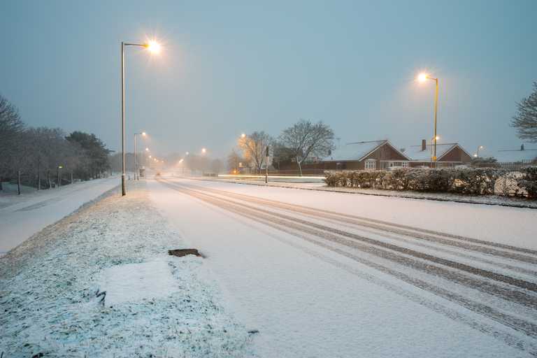 Rare ‘thundersnow’ warning issued as freezing weather sweeps UK