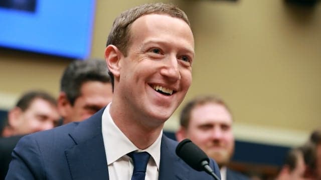 Mark Zuckerberg claims his own data was stolen by Cambridge Analytica Mark Zuckerberg claims his own data was stolen by Cambridge Analytica