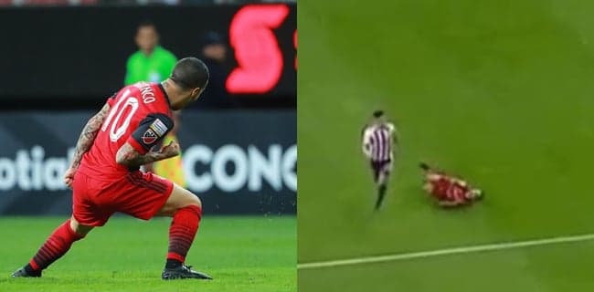 Blatant suckerpunch remarkably goes unpunished in CONCACAF Champions League final Blatant suckerpunch remarkably goes unpunished in CONCACAF Champions League final