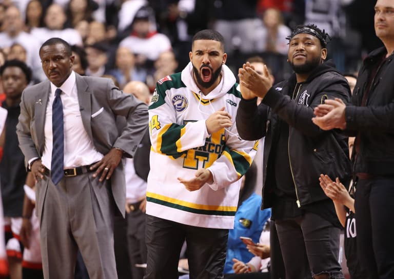 Drake teams up with Lil Baby on new song “Yes Indeed” Drake teams up with Lil Baby on new song “Yes Indeed”