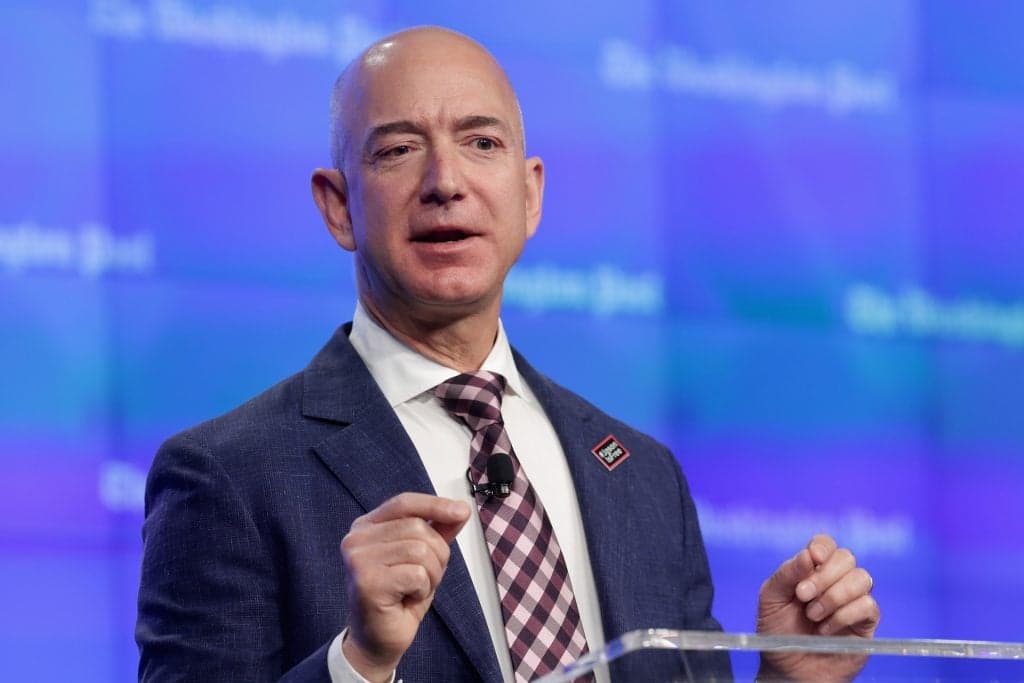 Amazon CEO Jeff Bezos is officially the wealthiest man in the world