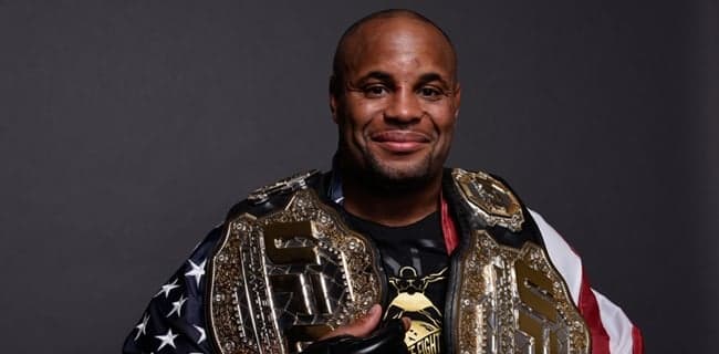 Daniel Cormier’s next title defence may not actually come against Brock Lesnar Daniel Cormier’s next title defence may not actually come against Brock Lesnar
