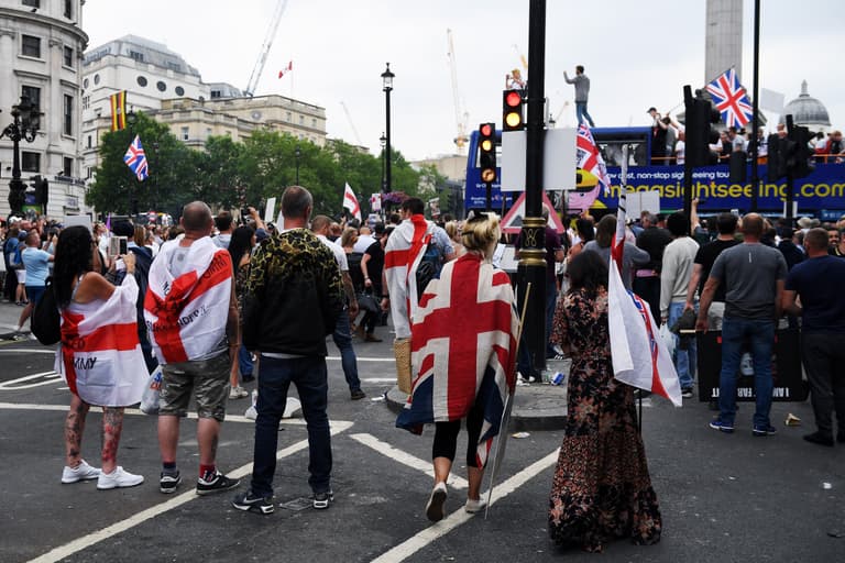 Twenty-four percent of voters would support “explicitly far-right, anti-immigrant, anti-Islam party”, poll finds Twenty-four percent of voters would support “explicitly far-right, anti-immigrant, anti-Islam party”, poll finds