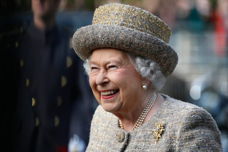 Queen makes rare political intervention over Brexit Queen makes rare political intervention over Brexit