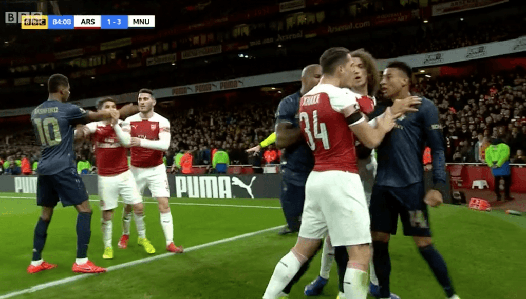 Coin thrown at Manchester United players during Arsenal FA Cup tie