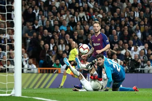 Jose Mourinho hails Ivan Rakitic as “one of the most underrated players in the world” Jose Mourinho hails Ivan Rakitic as “one of the most underrated players in the world”