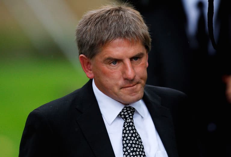 Peter Beardsley leaves Newcastle after facing investigation Peter Beardsley leaves Newcastle after facing investigation