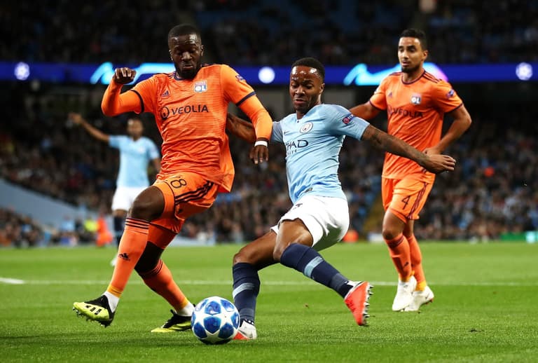 Manchester United ‘struggling to convince’ Ligue 1 star of club’s elite status Manchester United ‘struggling to convince’ Ligue 1 star of club’s elite status