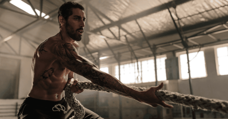This Navy SEAL-approved CrossFit workout is super intense This Navy SEAL-approved CrossFit workout is super intense