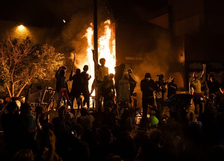 George Floyd: Riots break out in Minneapolis over killing George Floyd: Riots break out in Minneapolis over killing