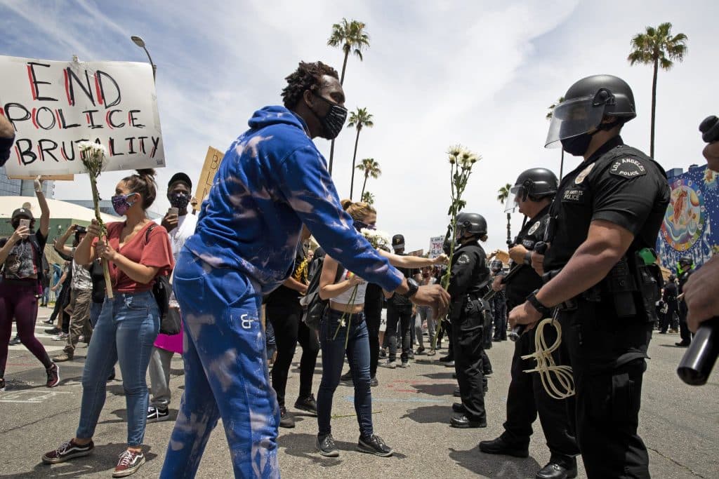 American policeman speaks out against aggressive cops