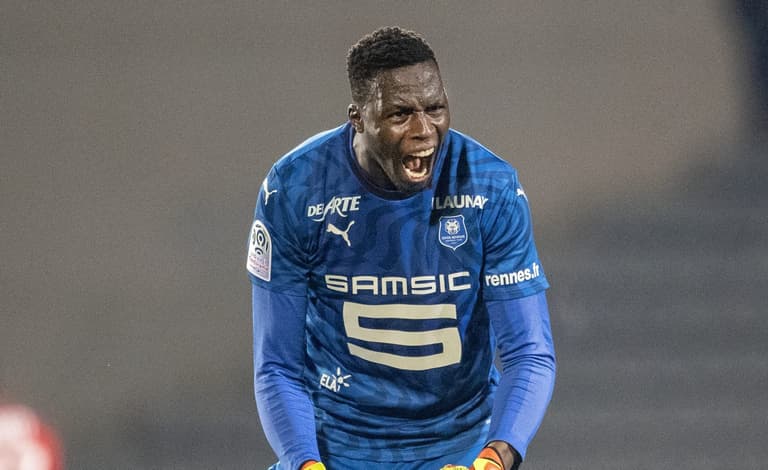 Chelsea in advanced talks to sign Rennes goalkeeper Edouard Mendy Chelsea in advanced talks to sign Rennes goalkeeper Edouard Mendy
