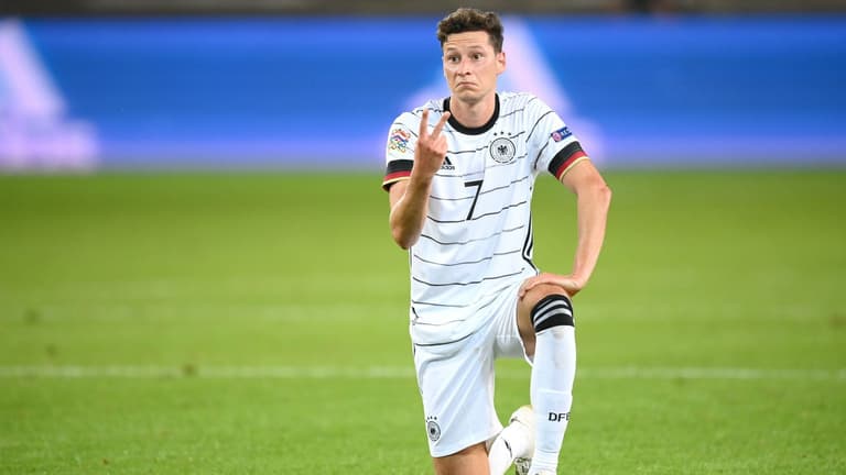 Leeds United make approach to sign Julian Draxler from PSG Leeds United make approach to sign Julian Draxler from PSG