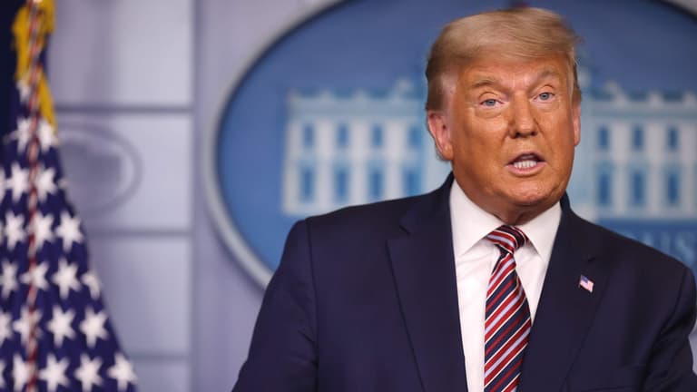 Donald Trump labelled ‘obese turtle on his back’ after bizarre speech Donald Trump labelled ‘obese turtle on his back’ after bizarre speech