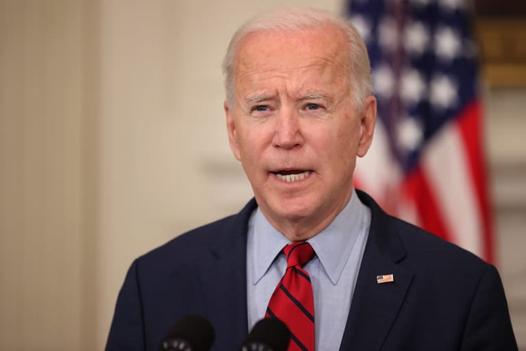 Joe Biden calls for US ban on assault weapons following mass shootings Joe Biden calls for US ban on assault weapons following mass shootings