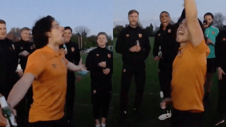 Hull City’s George Honeyman sings Queen song during promotion celebrations Hull City’s George Honeyman sings Queen song during promotion celebrations