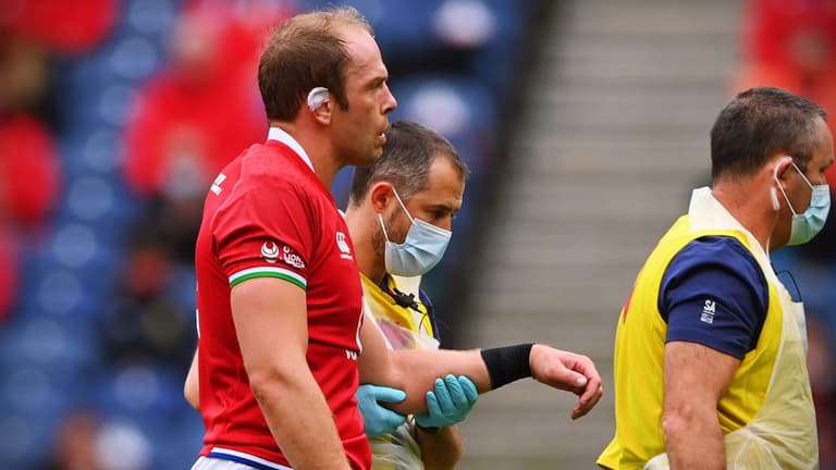 Captain Alun Wyn Jones’ Lions Tour in danger after brutal injury Captain Alun Wyn Jones’ Lions Tour in danger after brutal injury