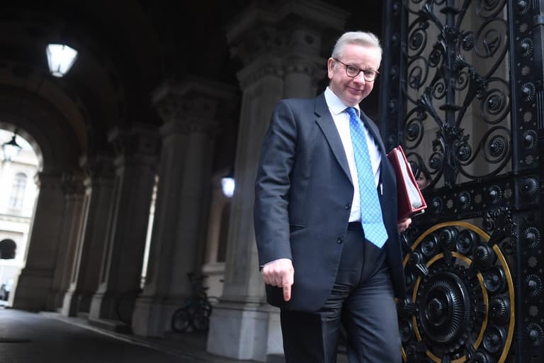 Why must Mason Mount and Ben Chilwell isolate when Michael Gove didn’t? Why must Mason Mount and Ben Chilwell isolate when Michael Gove didn’t?