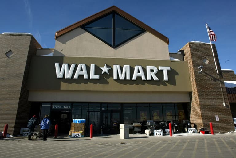 Walmart ordered to pay $125 million to employee with Down’s Syndrome after firing her Walmart ordered to pay $125 million to employee with Down’s Syndrome after firing her