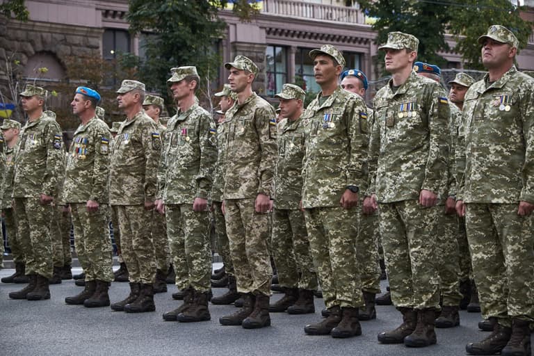Last remaining British troops to be withdrawn from Afghanistan Last remaining British troops to be withdrawn from Afghanistan