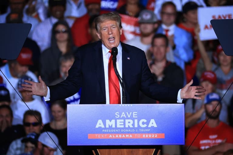 Trump holds potential superspreader rally two days after US city declares Covid emergency Trump holds potential superspreader rally two days after US city declares Covid emergency