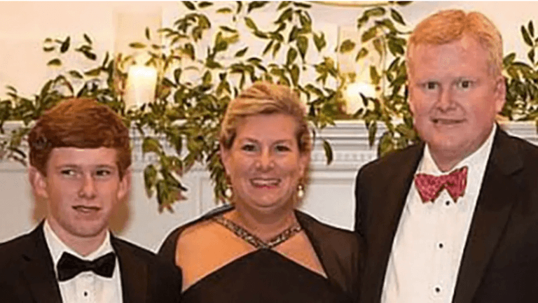 Lawyer hired hitman to kill him ‘so son could collect $10m life insurance’ Lawyer hired hitman to kill him ‘so son could collect $10m life insurance’