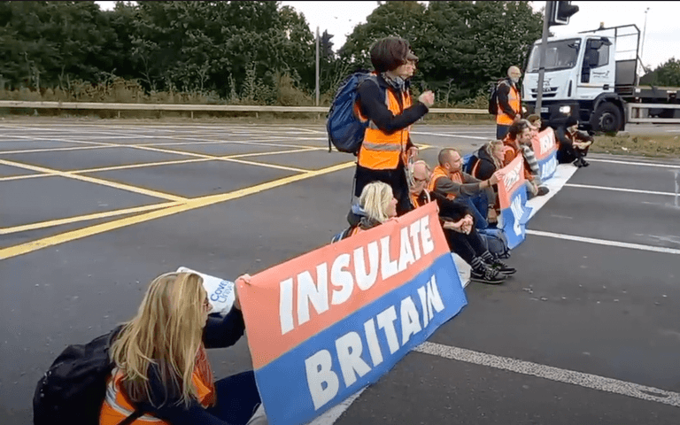 30 arrests made as climate protesters spark huge delays with M25 blockade 30 arrests made as climate protesters spark huge delays with M25 blockade