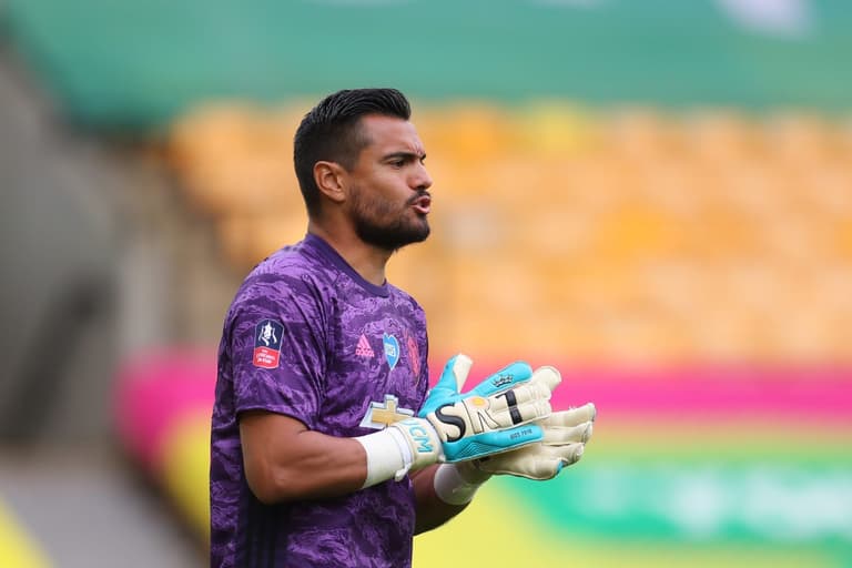 Former Man Utd goalkeeper Sergio Romero signs for Serie A side Venezia Former Man Utd goalkeeper Sergio Romero signs for Serie A side Venezia