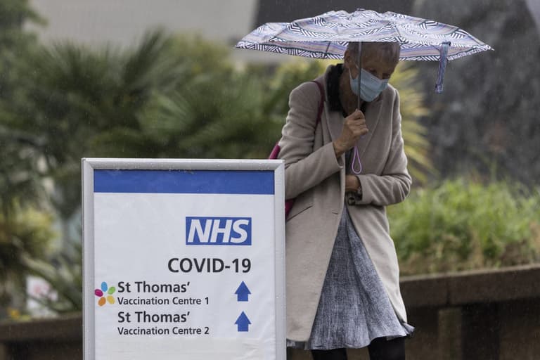 Downing Street issues winter warning as daily Covid cases near 50,000 Downing Street issues winter warning as daily Covid cases near 50,000