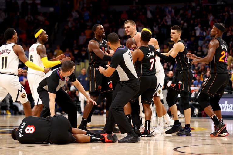 Ugly scenes erupt as 7 foot NBA player bodies opponent from behind Ugly scenes erupt as 7 foot NBA player bodies opponent from behind