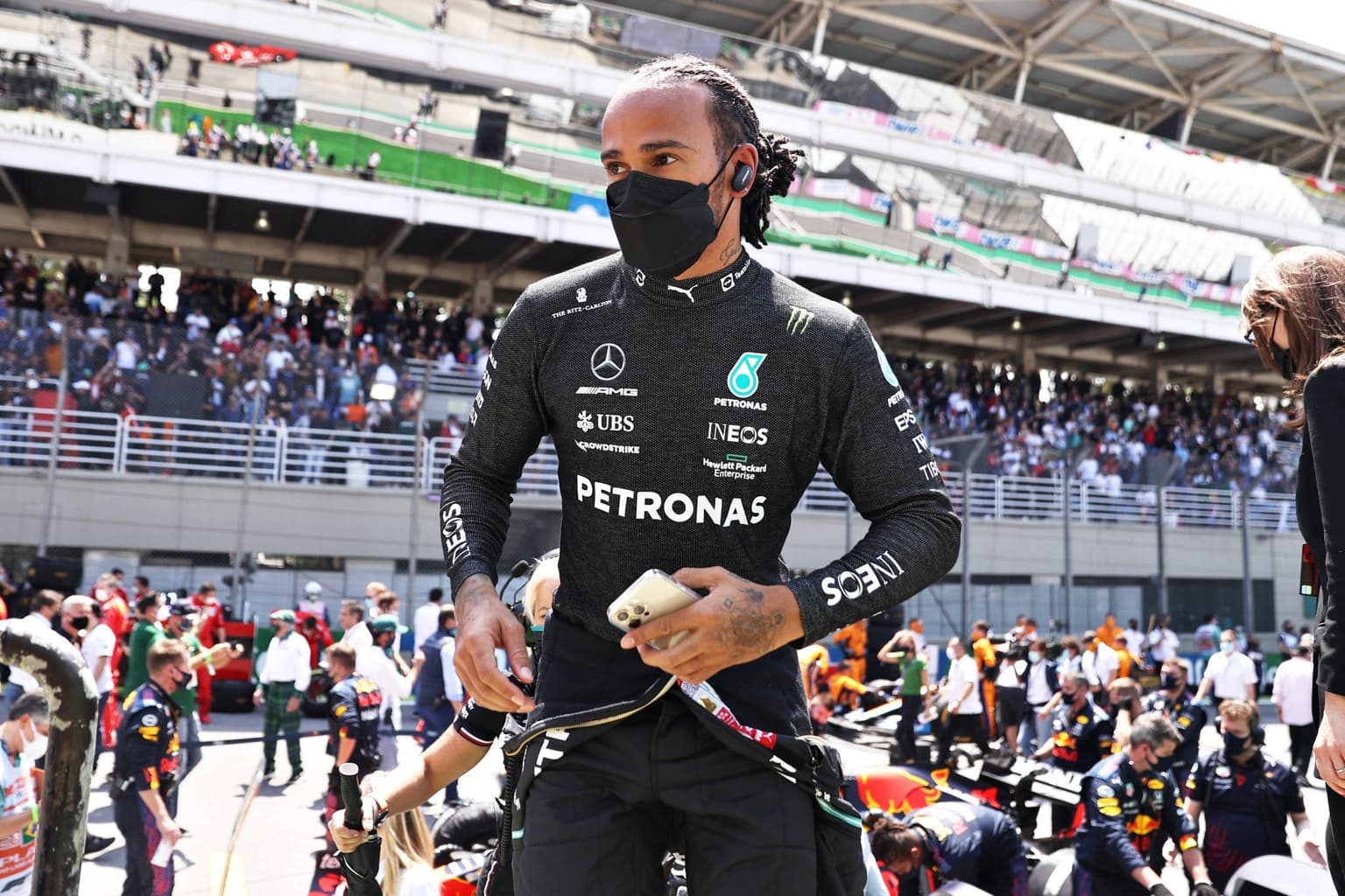 Formula 1 is “duty-bound” to raise awareness of human rights issues in Qatar, claims Hamilton