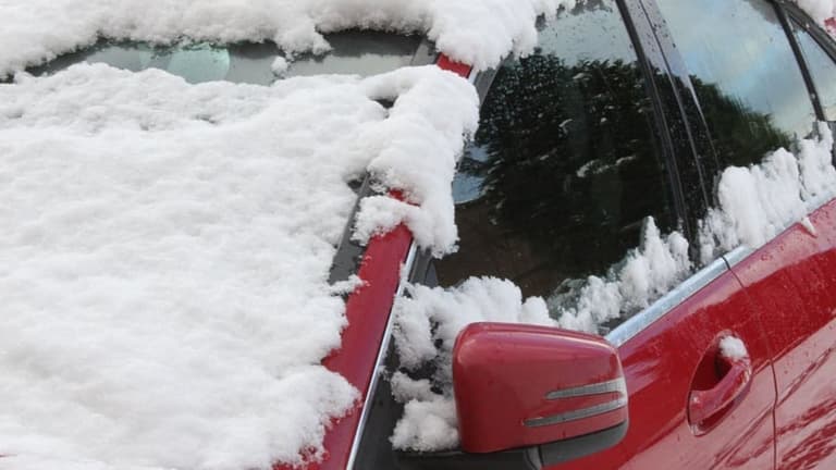 Woman shares ‘genius’ hack to stop your windscreen freezing overnight Woman shares ‘genius’ hack to stop your windscreen freezing overnight