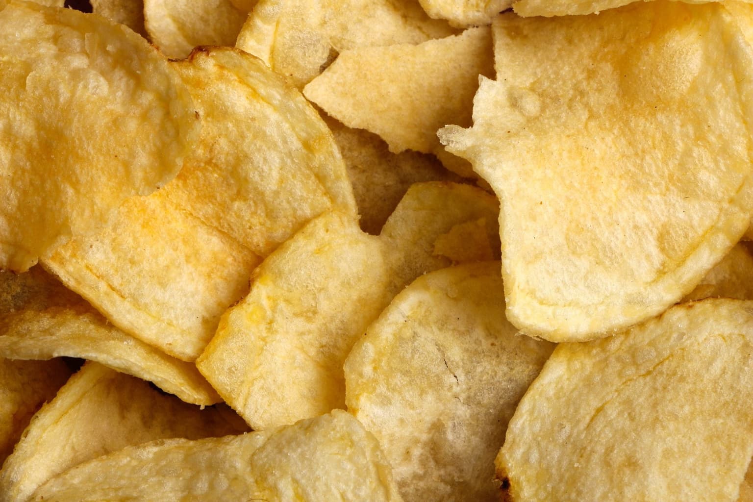 Brits are eating crisps with chopsticks and cutlery to avoid getting greasy hands