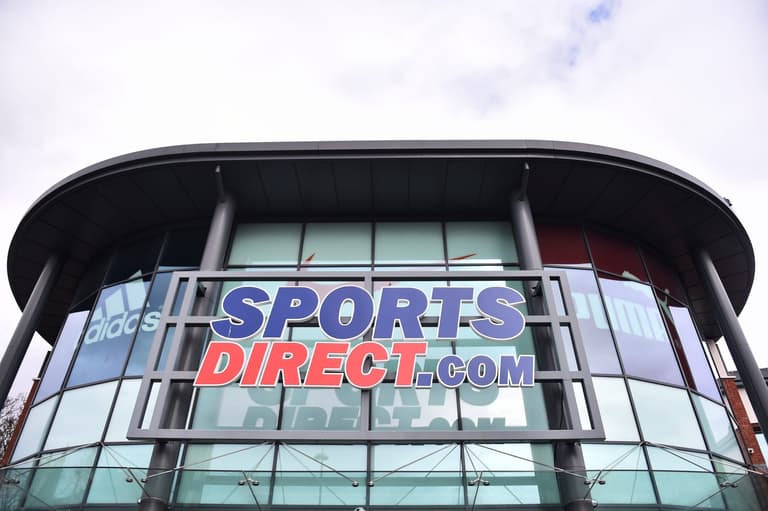 Sports Direct staff self-isolating with covid told to go into work Sports Direct staff self-isolating with covid told to go into work