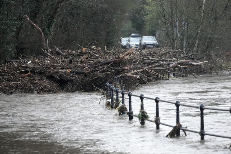 Storm Franklin: Evacuations underway as third named storm hits Britain Storm Franklin: Evacuations underway as third named storm hits Britain