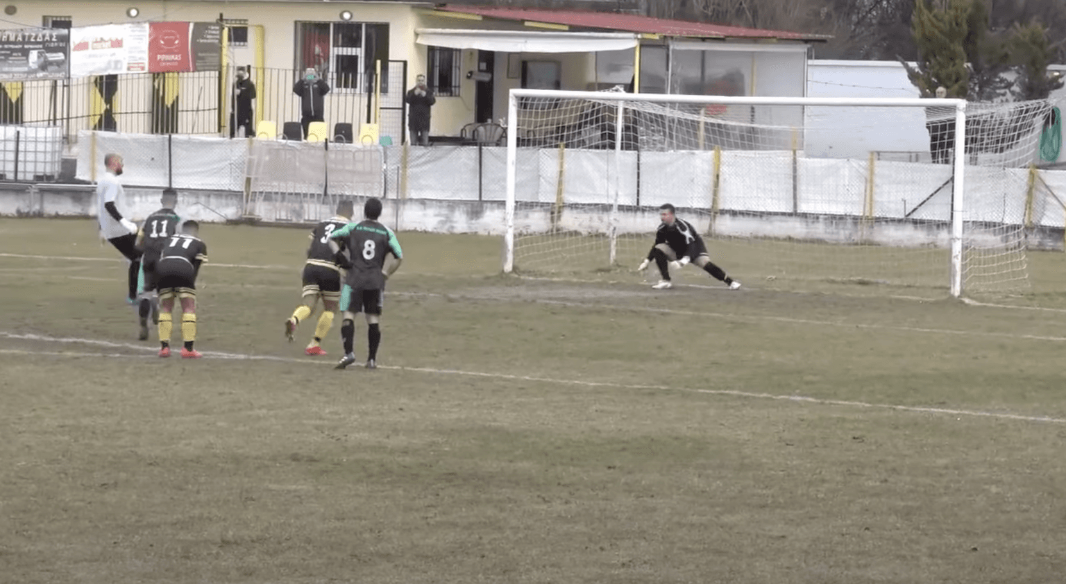 Goalkeeper scores hat-trick in Greek fourth division game
