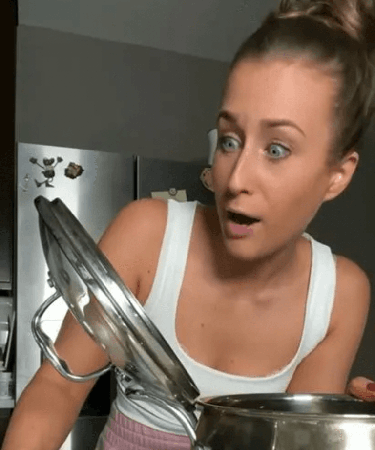 Woman discovers ‘mind-blowing’ saucepan feature that will stop you boiling over with frustration Woman discovers ‘mind-blowing’ saucepan feature that will stop you boiling over with frustration