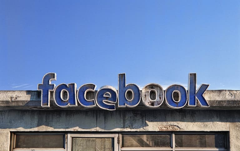 Facebook company suffers $230bn wipeout in biggest plunge in stock market history Facebook company suffers $230bn wipeout in biggest plunge in stock market history