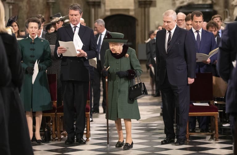 Royal fans point out ‘terrible decision’ allowing Prince Andrew to escort Queen to memorial Royal fans point out ‘terrible decision’ allowing Prince Andrew to escort Queen to memorial