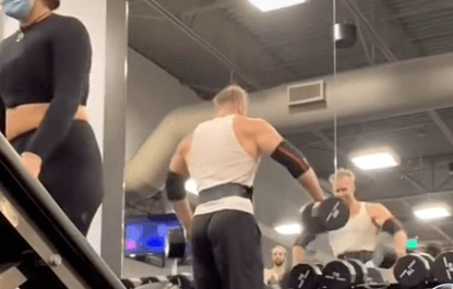 Woman calls out ‘ego lifter’ man at gym – gets absolutely schooled Woman calls out ‘ego lifter’ man at gym – gets absolutely schooled