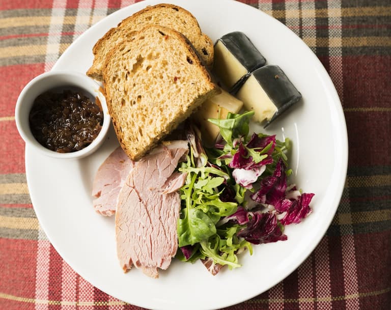 Pub sparks debate after renaming ploughman’s lunch with genderless term Pub sparks debate after renaming ploughman’s lunch with genderless term
