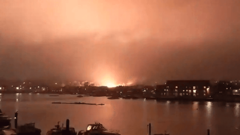 Mysterious explosion caused by kids lights up the night sky in Southampton Mysterious explosion caused by kids lights up the night sky in Southampton